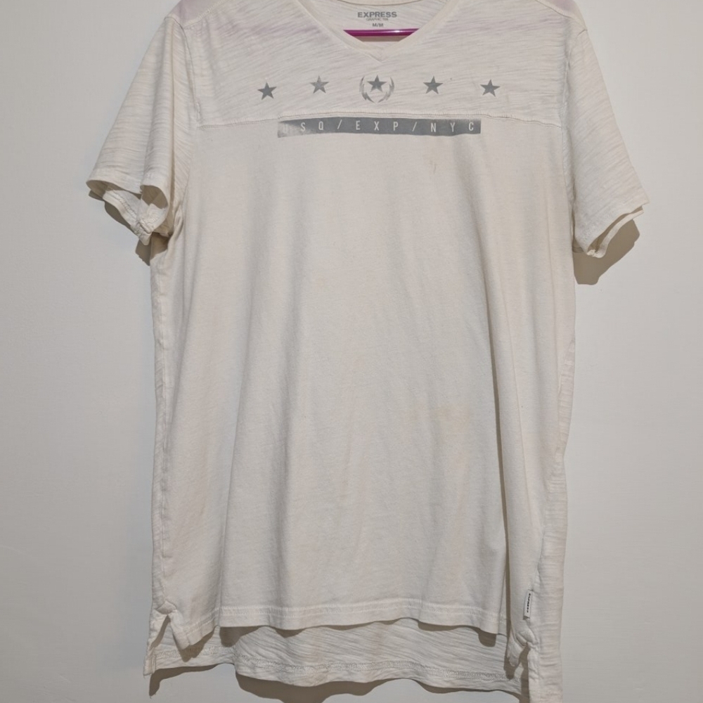 Express Men's Graphic T-Shirt – Off-White with Star & Text Design – Short Sleeve